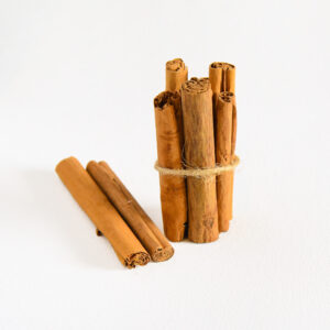 H1 Cinnamon Sticks